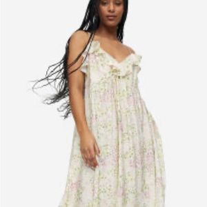 H&M Ruffle trim maxi